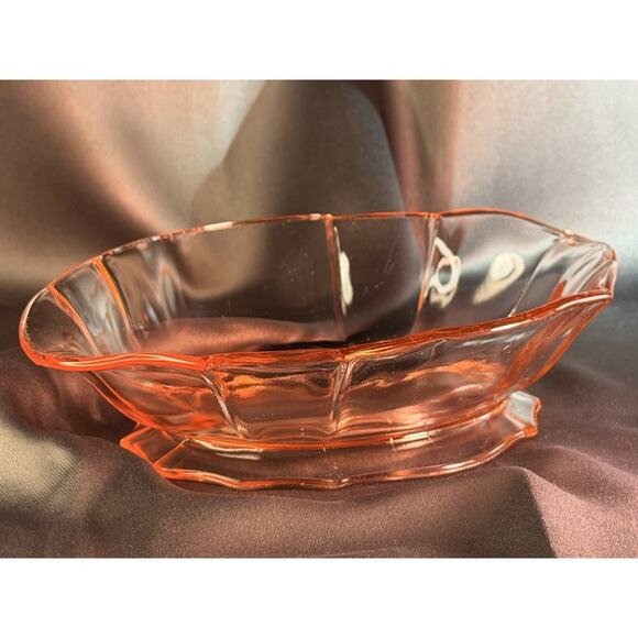 Pink Elegant Depression Glass Oval Footed Bowl May Be Cambridge - Picture 1 of 9